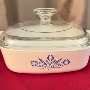 Vintage MCM Blue Cornflower Design Corning Ware 1qt. Covered Casserole Dish